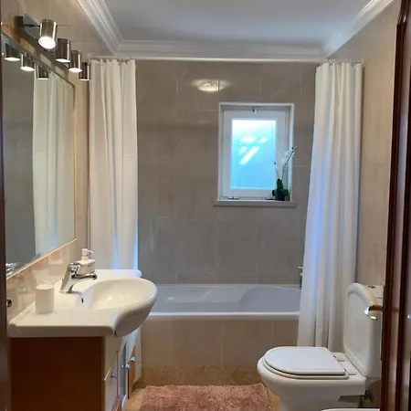 Sleep & Surf - Portugal Сasa de vacaciones Ericeira