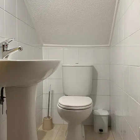 Sleep & Surf - Portugal * エリセイラ