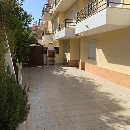 Sleep & Surf - Portugal * Ericeira