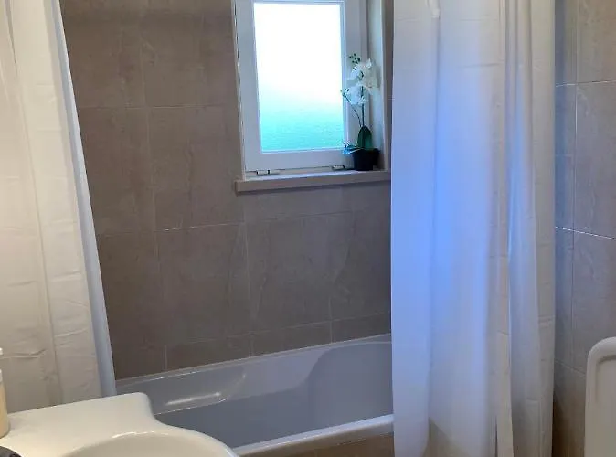 Semesterbostad Sleep & Surf - Portugal Ericeira