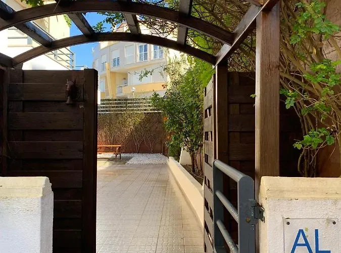 Sleep & Surf - Portugal