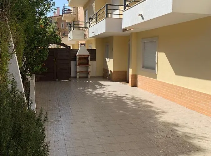 Sleep & Surf - Portugal * Ericeira