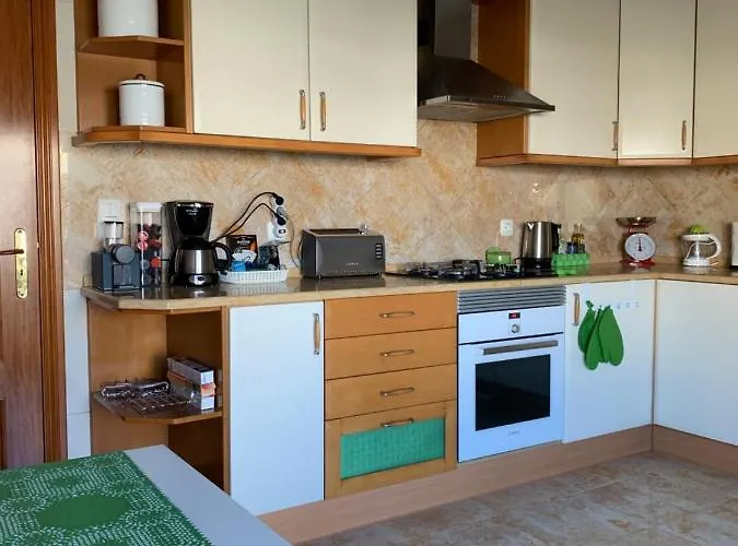 Sleep & Surf - Portugal *